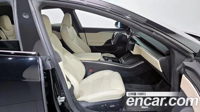 Tesla Model S 2023