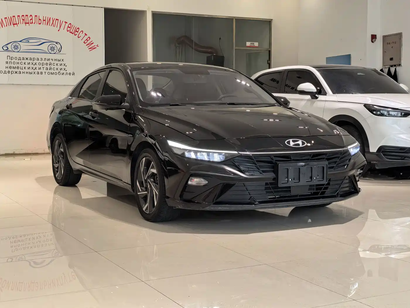 Hyundai Elantra 2023
