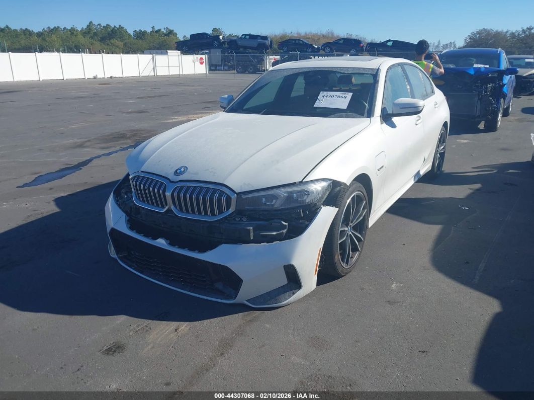 BMW 3 серии 2023