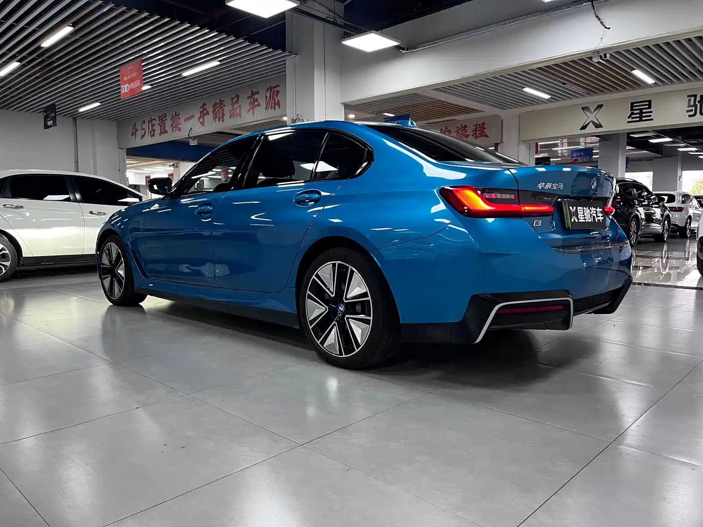BMW i3 2023