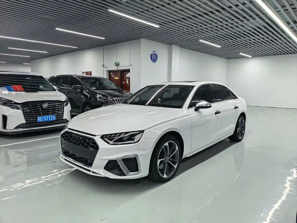 Audi A4 2021