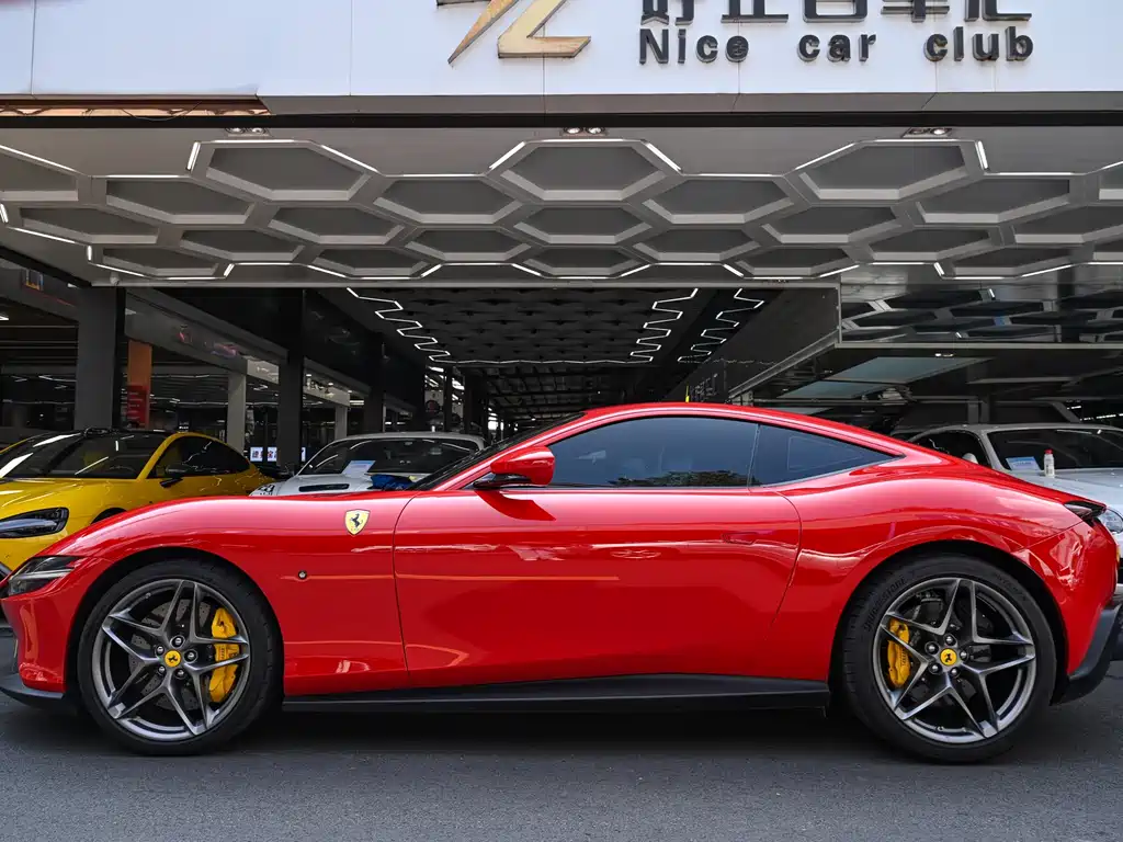Ferrari Roma 2023