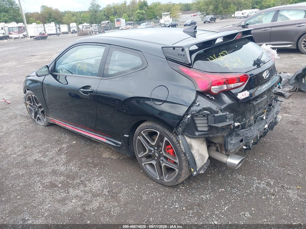 Hyundai Veloster 2022