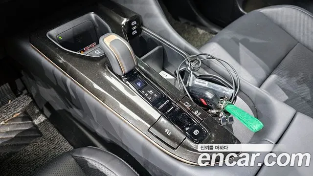 Toyota Crown 2024