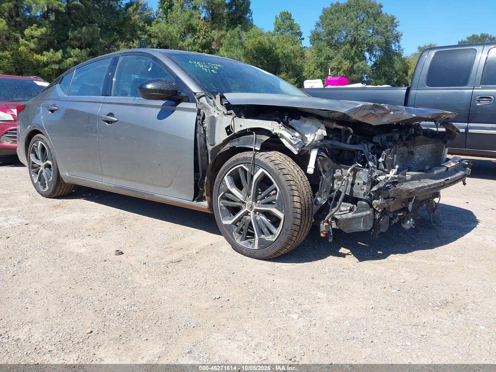 Nissan Altima 2023