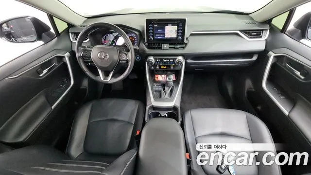 Toyota RAV4 2021
