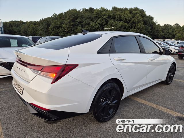 Hyundai Avante 2022