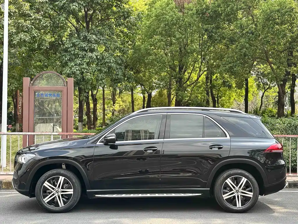 Mercedes-Benz GLE 2021