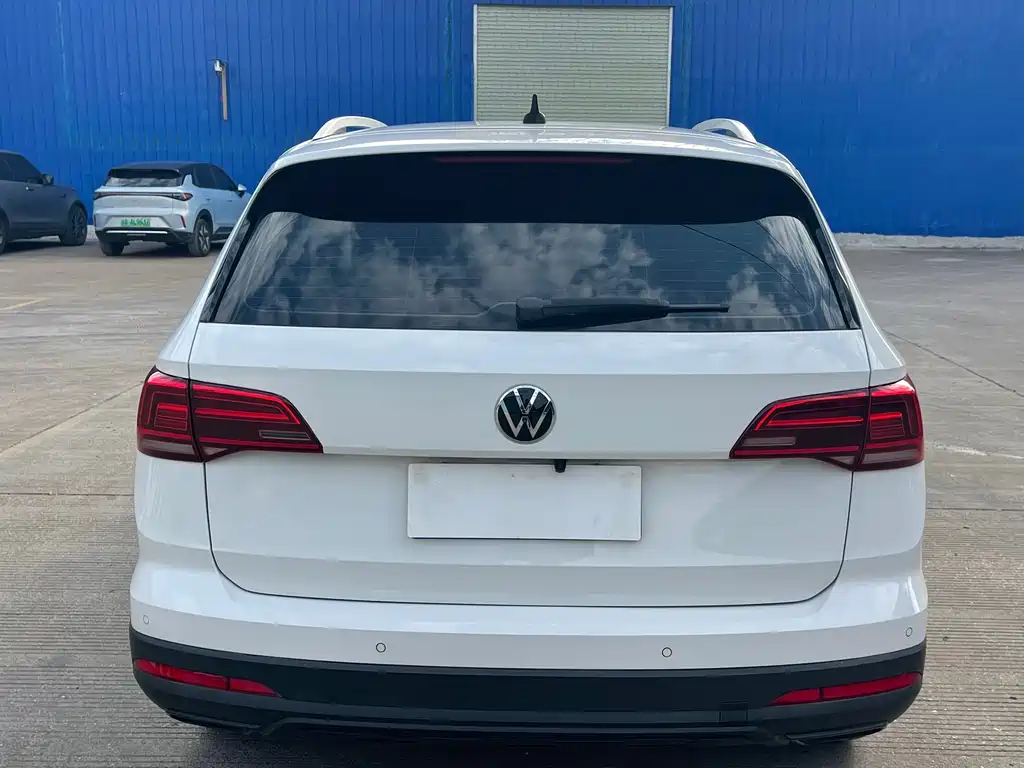 Volkswagen Tharu 2021