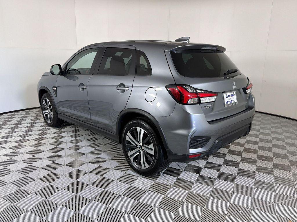 Mitsubishi Outlander Sport 2025
