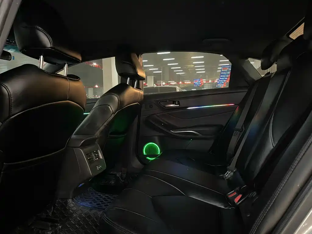 Toyota Avalon 2022