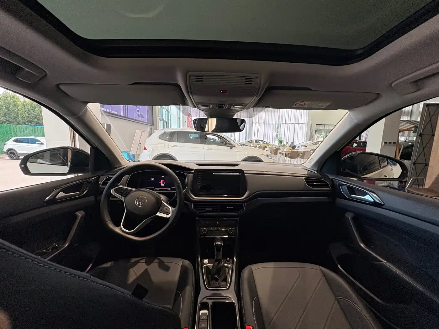 Volkswagen Tharu 2025