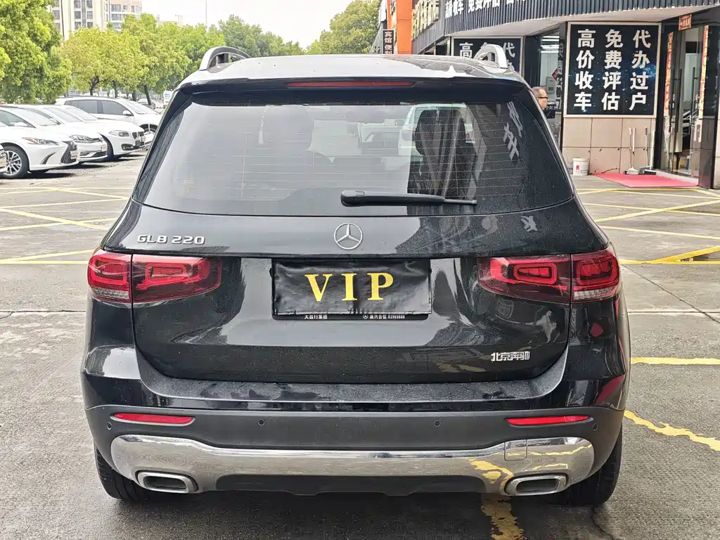 Mercedes-Benz GLB 2022