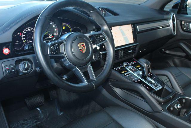 Porsche Cayenne 2023