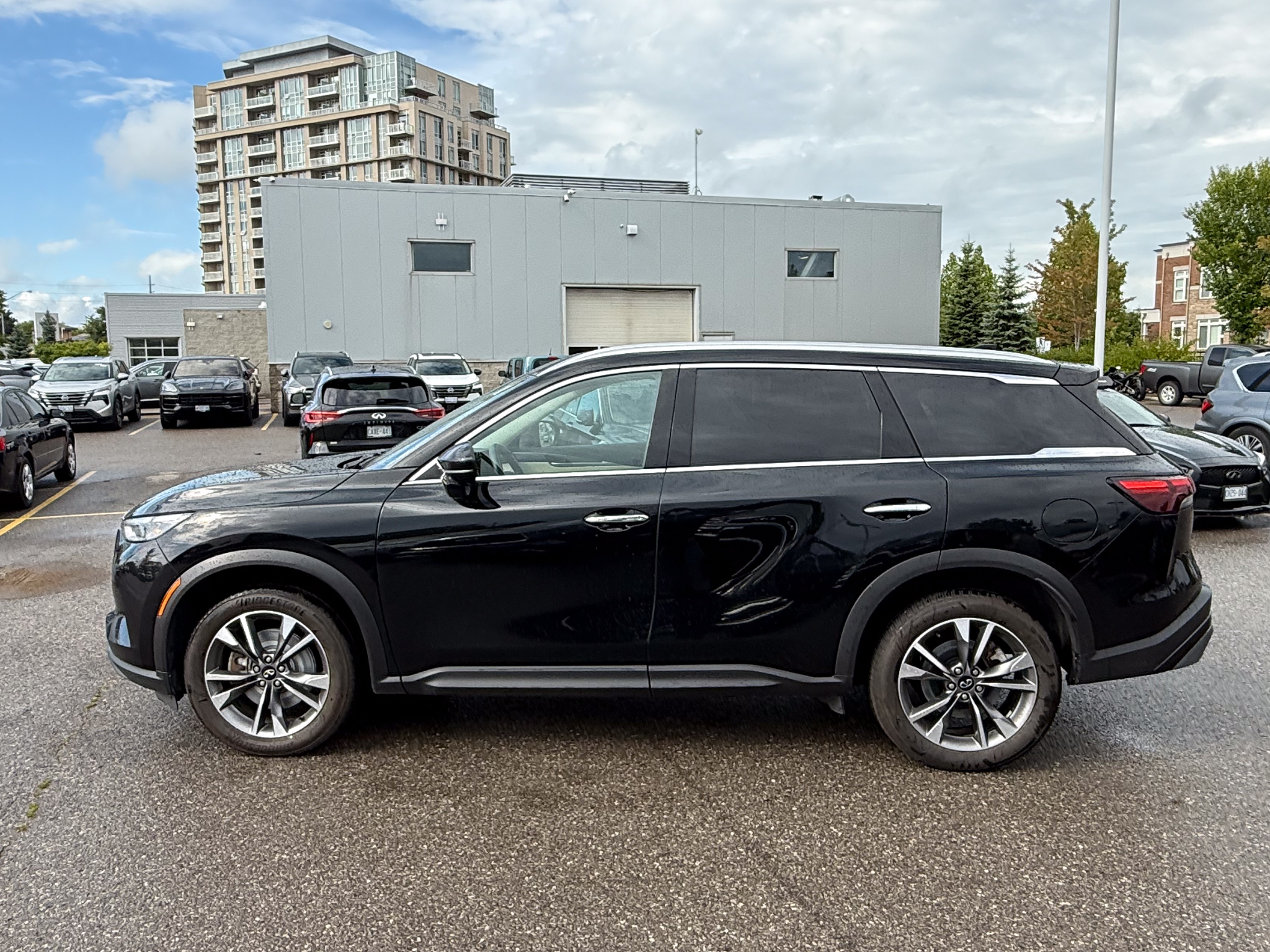 Infiniti QX60 2022