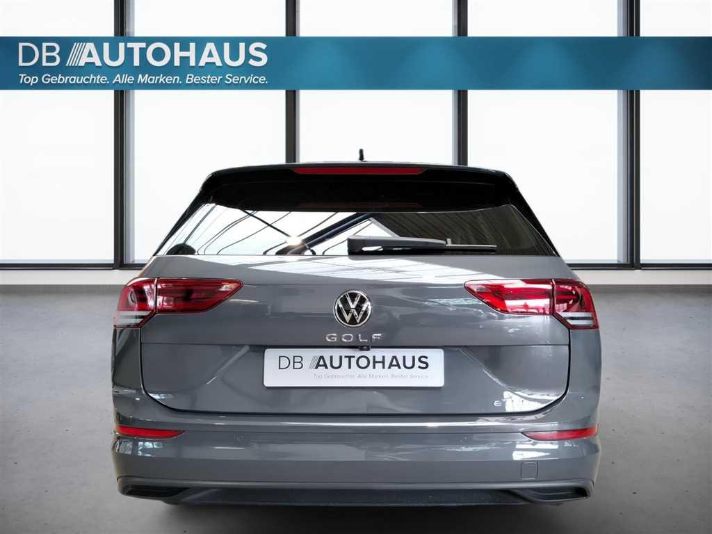Volkswagen Golf 2024