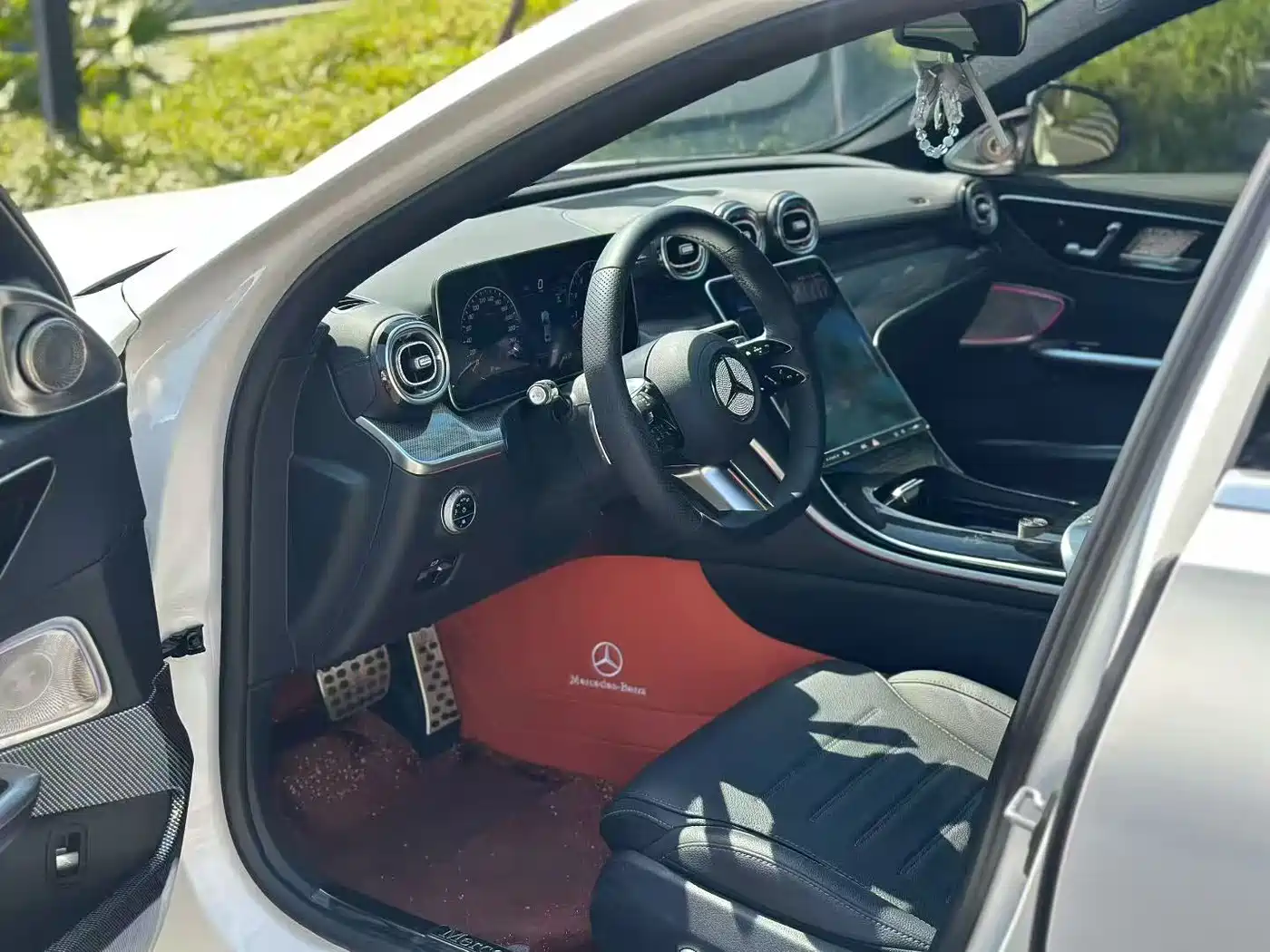 Mercedes-Benz C-Класс 2025