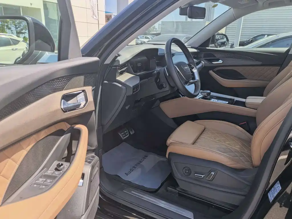 Audi Q6 2025