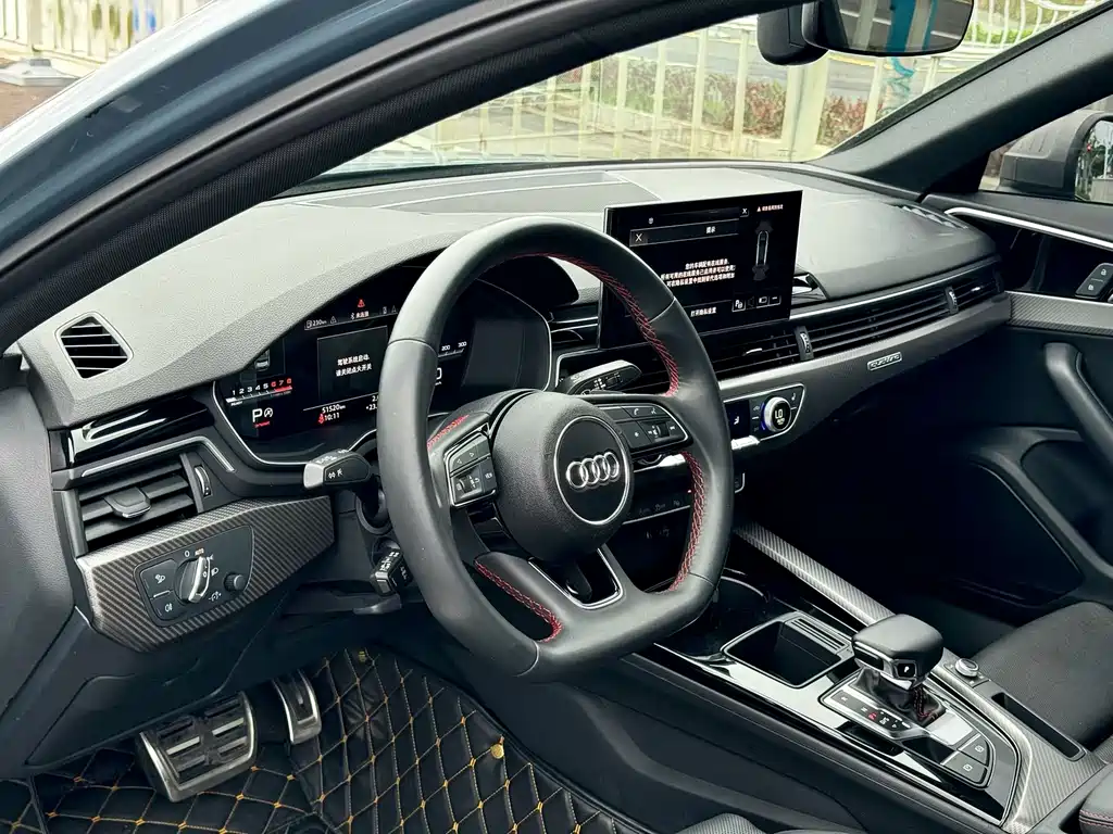 Audi A4 2022