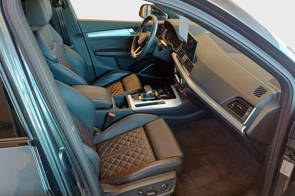 Audi SQ5 2022