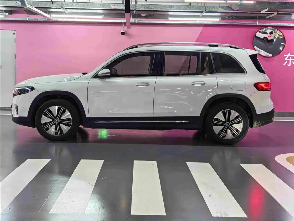Mercedes-Benz EQB 2023