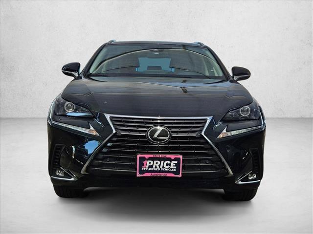 Lexus NX 300 2021