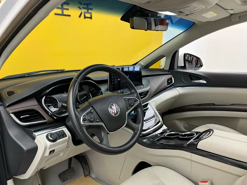 Buick GL8 2022