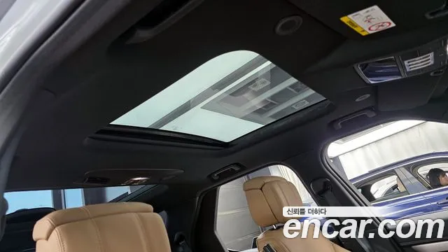 Land Rover Discovery 2025