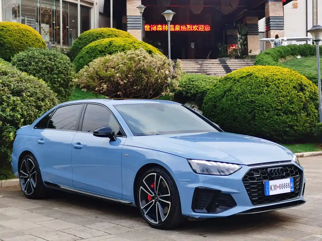 Audi A4 2024