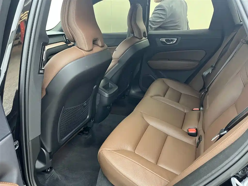 Volvo XC60 2024