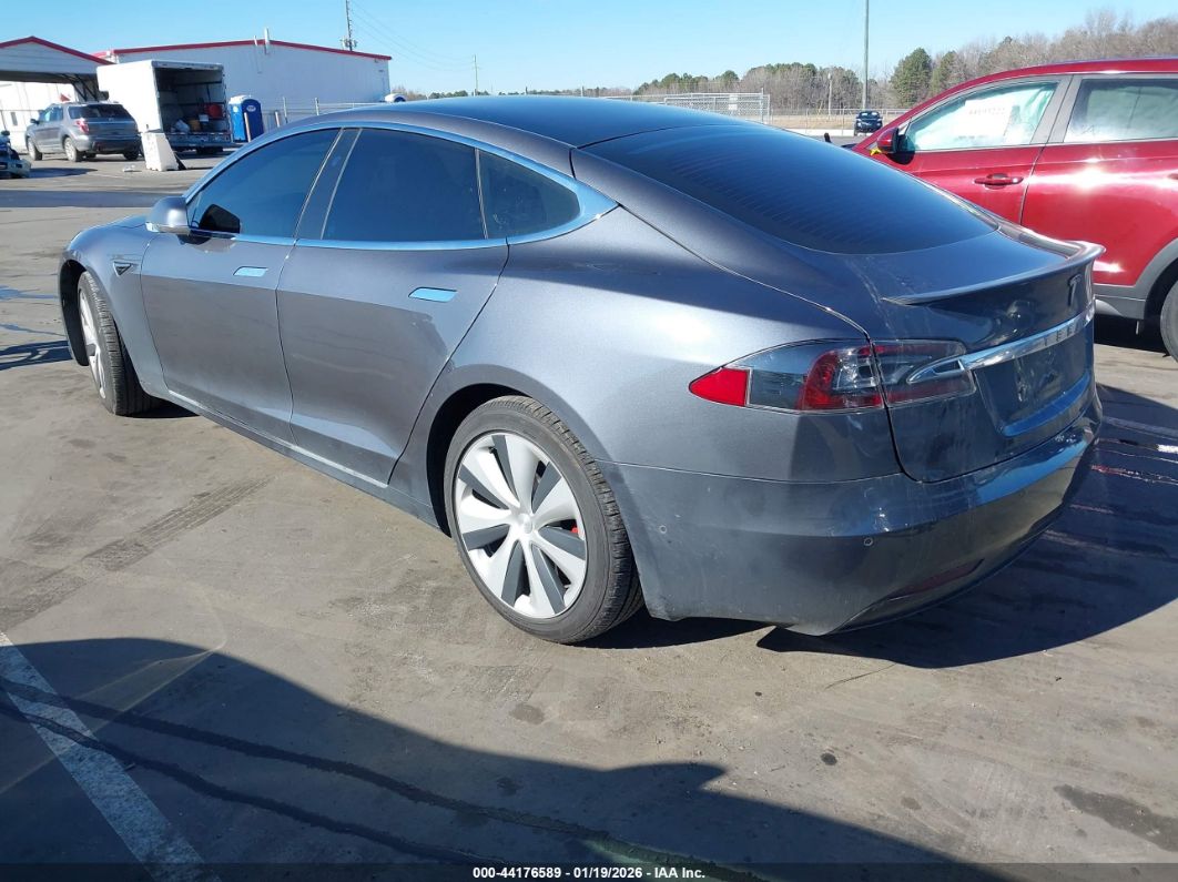 Tesla Model S 2021