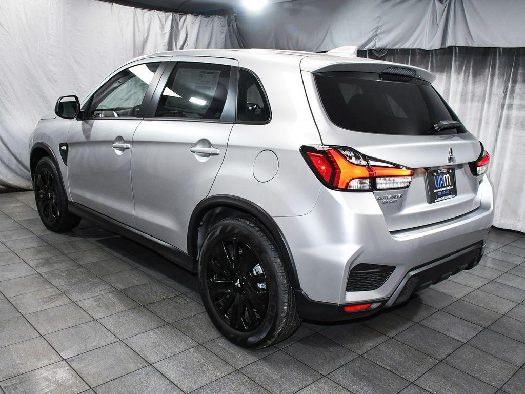 Mitsubishi Outlander Sport 2025