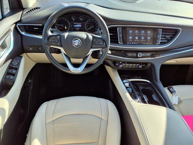 Buick Enclave 2023