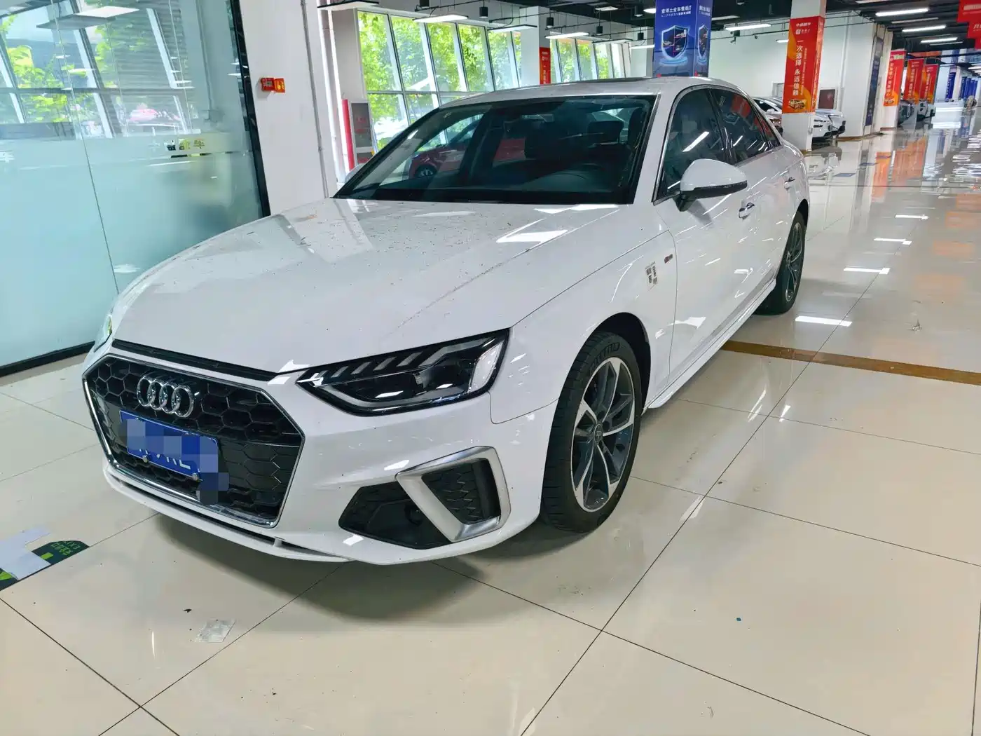 Audi A4 2023