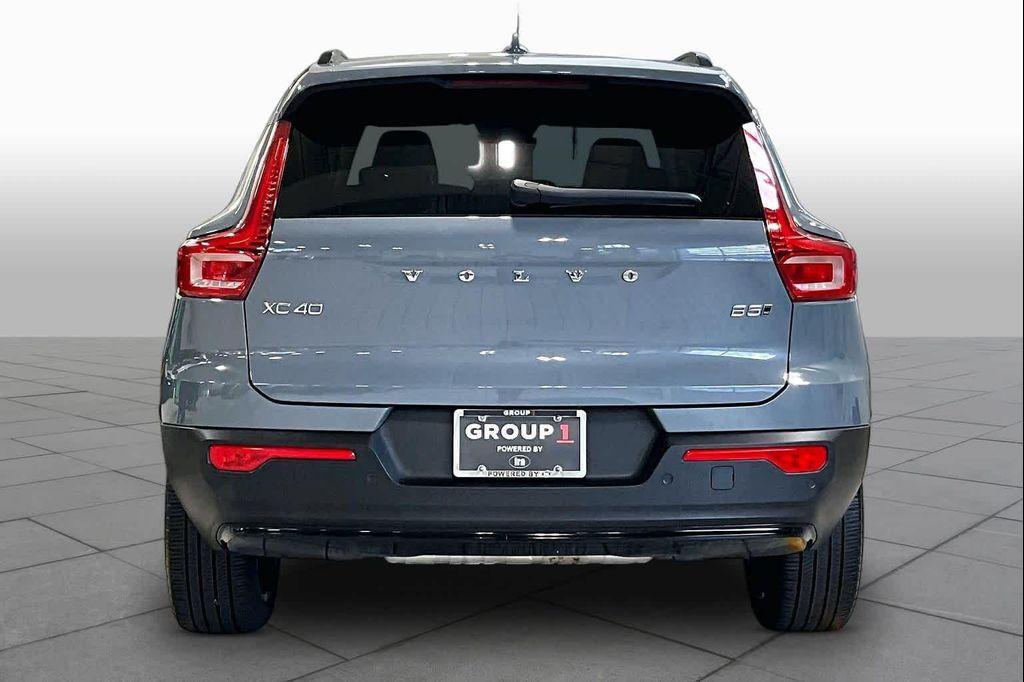 Volvo XC40 2023