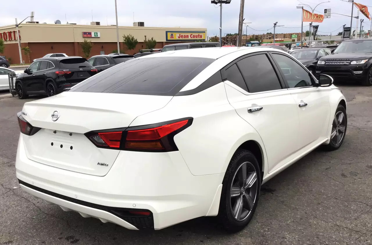 Nissan Altima 2022