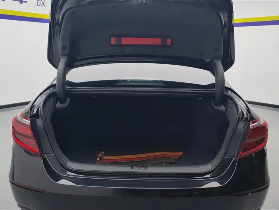 Honda Inspire 2021