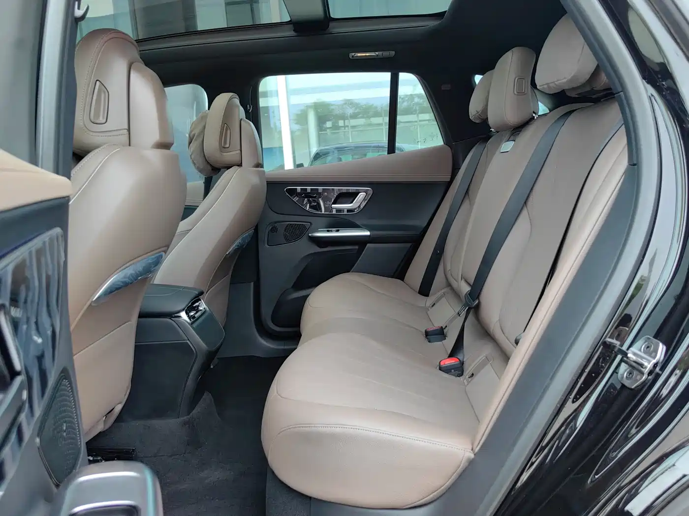 Mercedes-Benz EQE SUV 2025