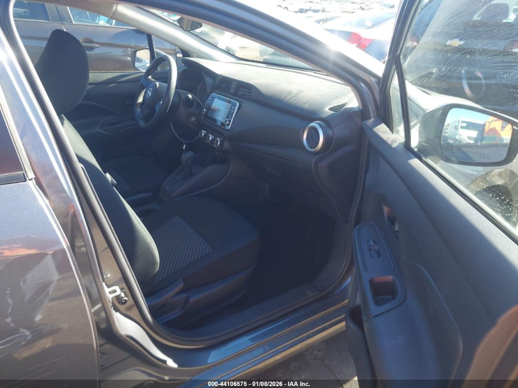 Nissan Versa 2023