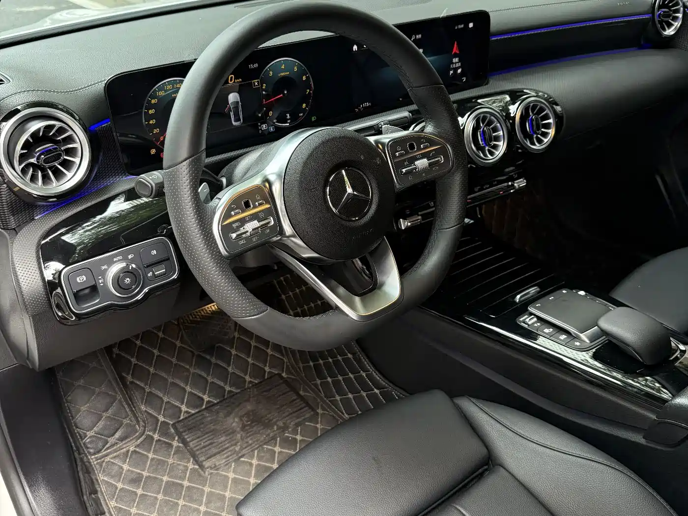 Mercedes-Benz A-Класс 2022