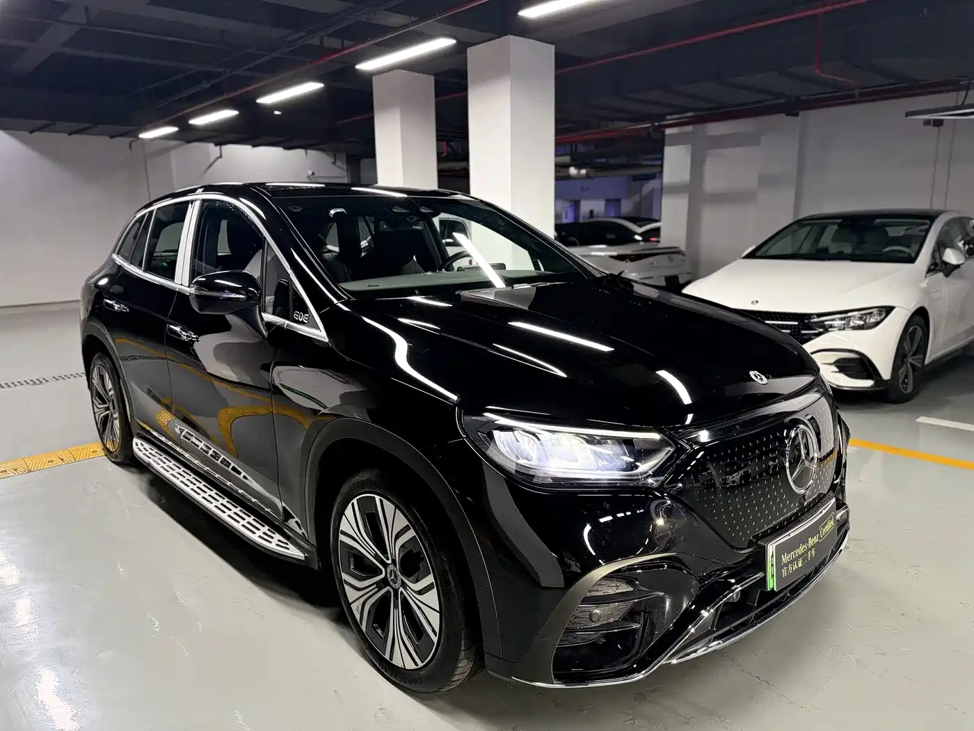 Mercedes-Benz EQE SUV 2025