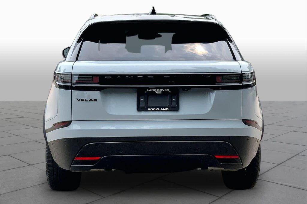 Land Rover Range Rover Velar 2026