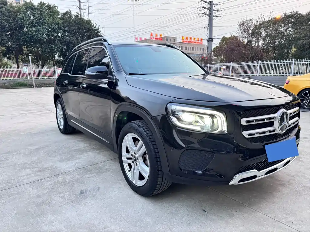 Mercedes-Benz GLB 2022