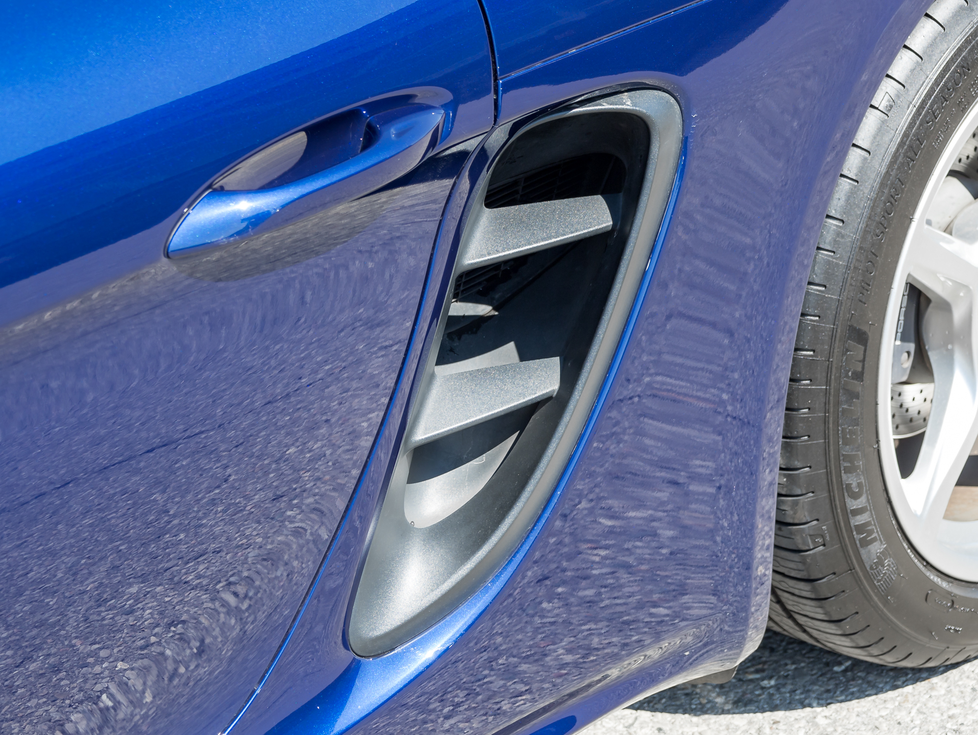 Porsche Cayman 2020