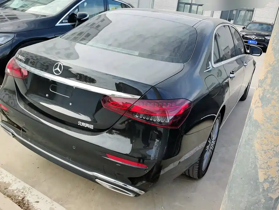 Mercedes-Benz E-Класс 2022