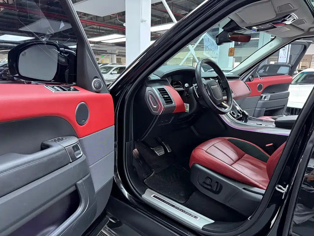 Land Rover Range Rover Sport 2020