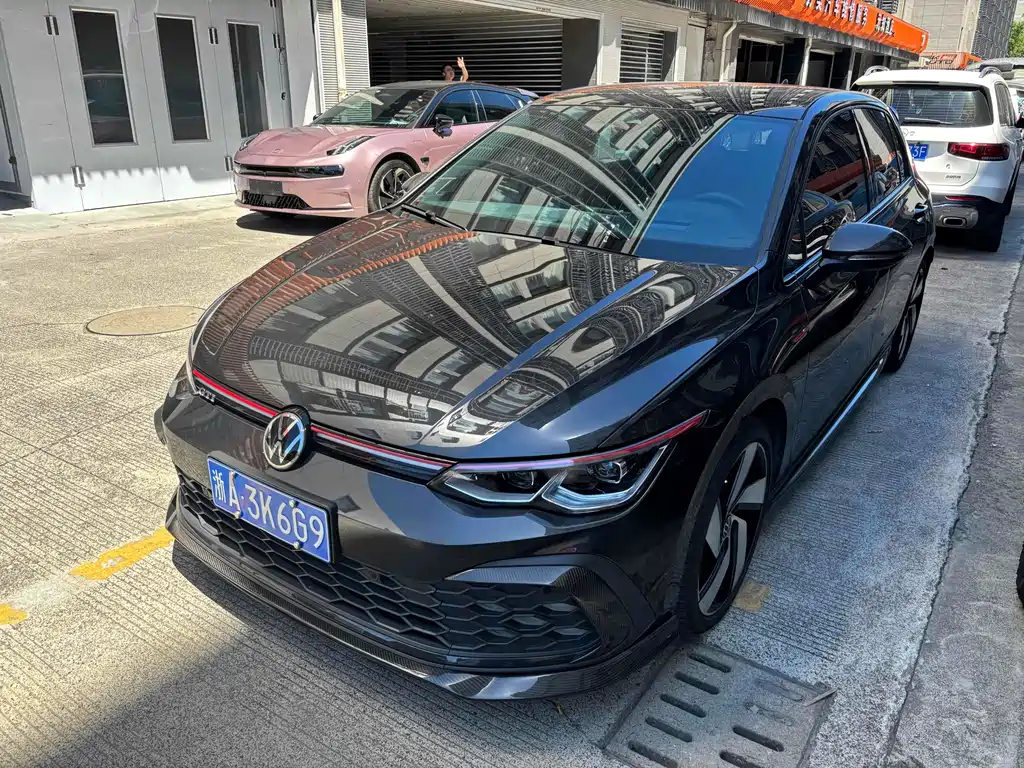 Volkswagen Golf GTI 2022