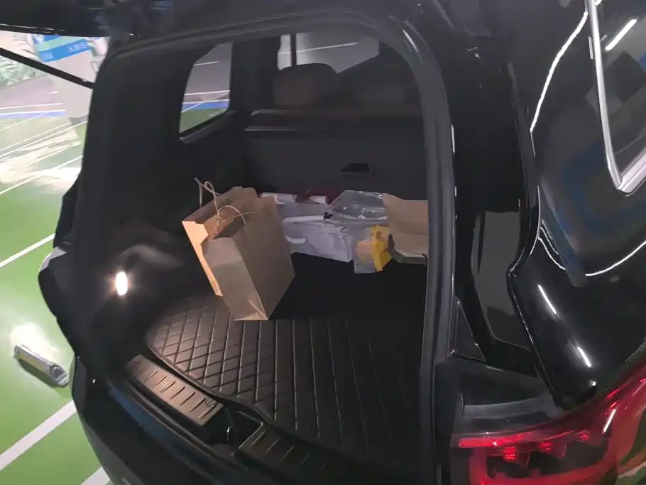 Mercedes-Benz GLB 2022
