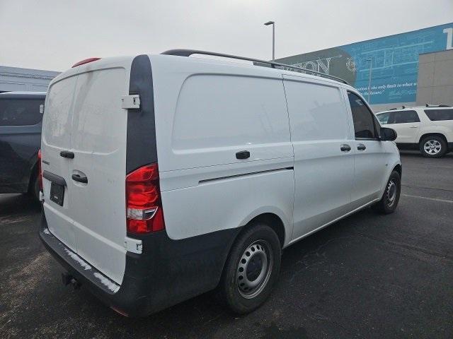 Mercedes-Benz Metris 2022