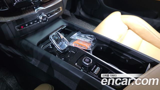 Volvo XC60 2021